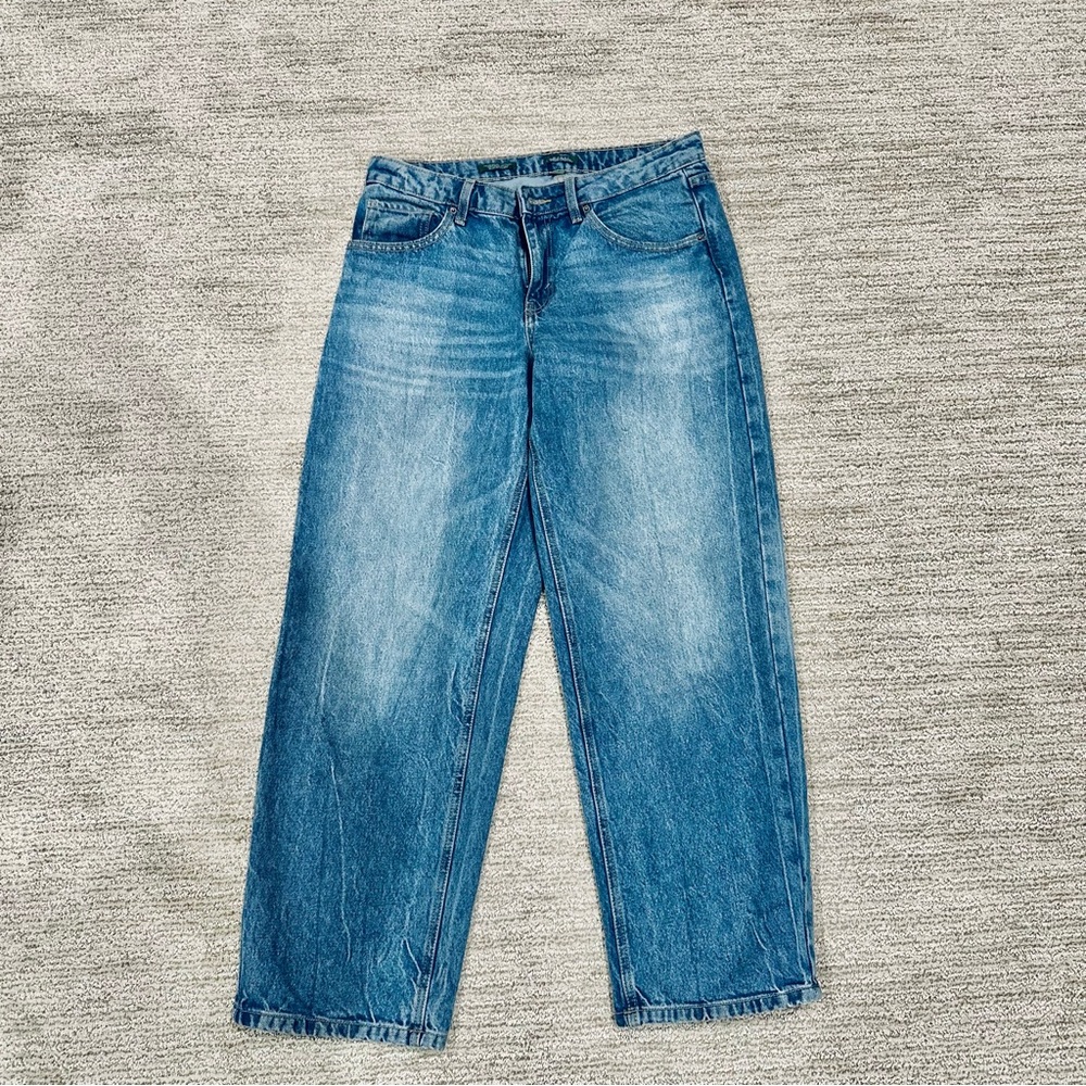 Wild Fable Relaxed Fit Blue Jeans for Woman
